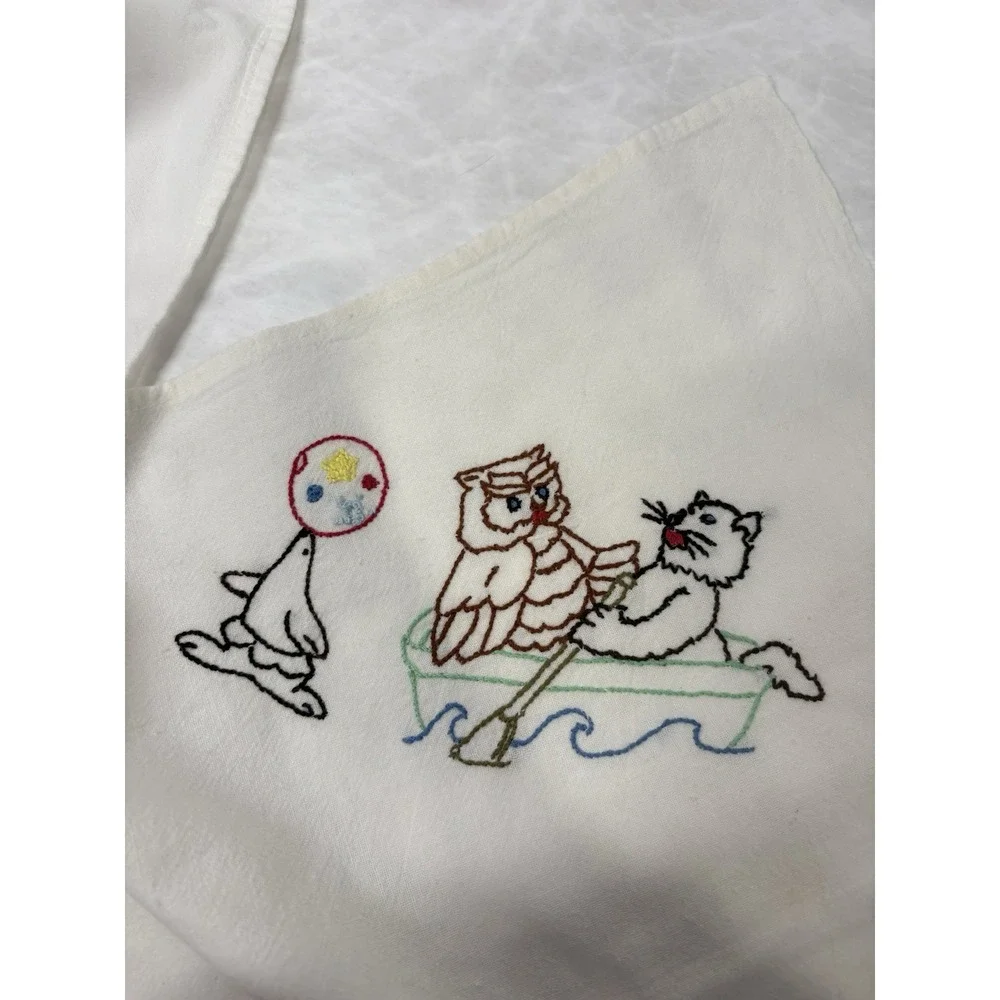 Lot of 2 Vintage Hand Embroidered Linens – Cats Animals Nursery Decor – 34